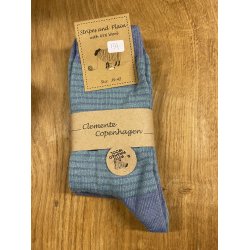 Stribede sokker i uldmix.